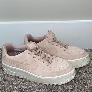 NIKE AIR FORCE 1 Sage Low 🚀